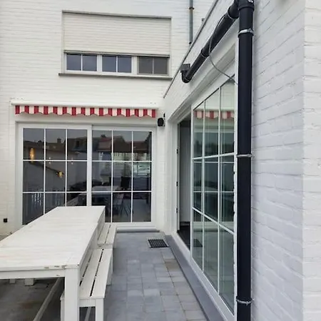 Zee En Vakantiehuis Met Tuin-terras, 10 Personen * クノック・ヘイスト